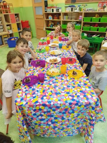 548083003_1112474437692956_8691783053937817395_n (Copy)